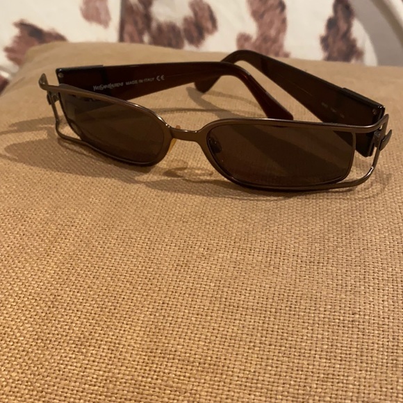 *SOLD* VINTAGE YSL YVES SAINT LAURENT - Picture 3 of 11